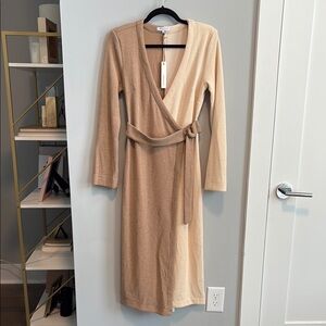Crescent Tan V-Neck Sheath Dress Long Sleeve